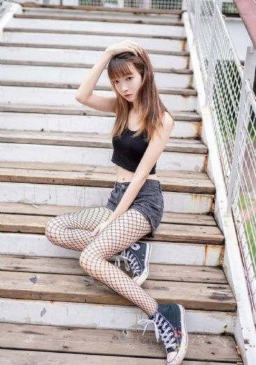 异国女郎在巴黎在线观看